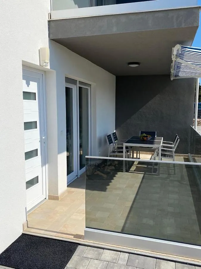 Amazing Simuni 1 Apartment