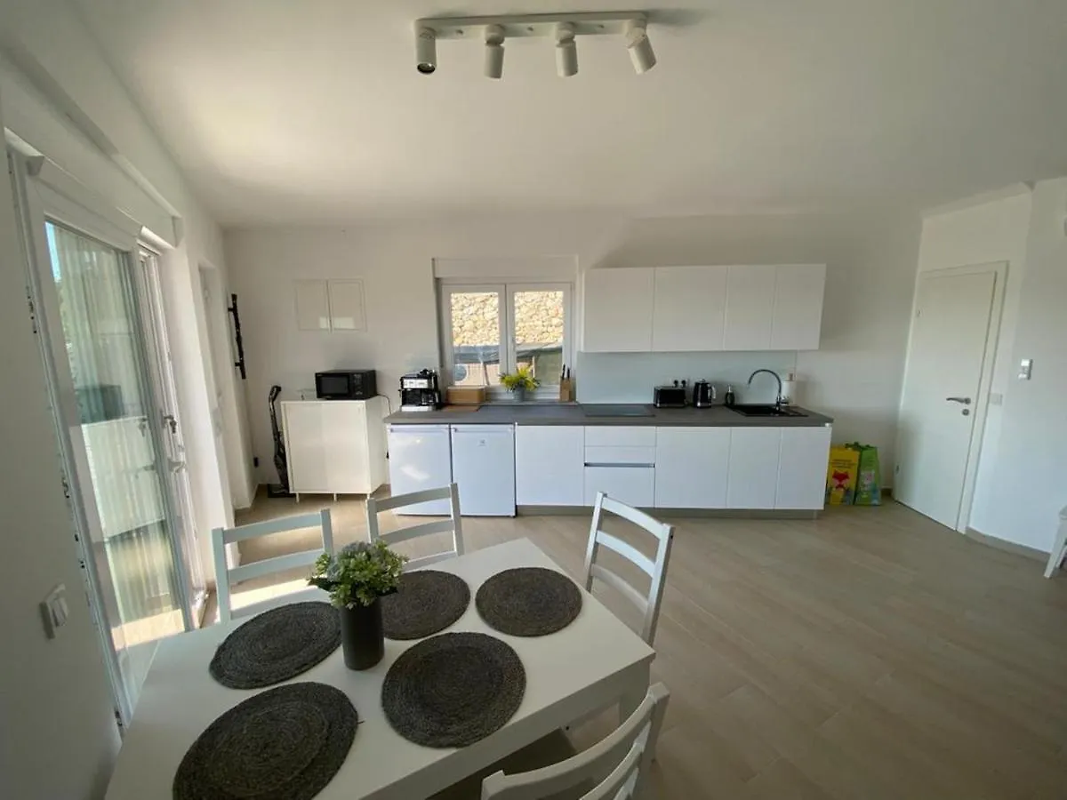 Amazing Simuni 1 Apartment 0*,